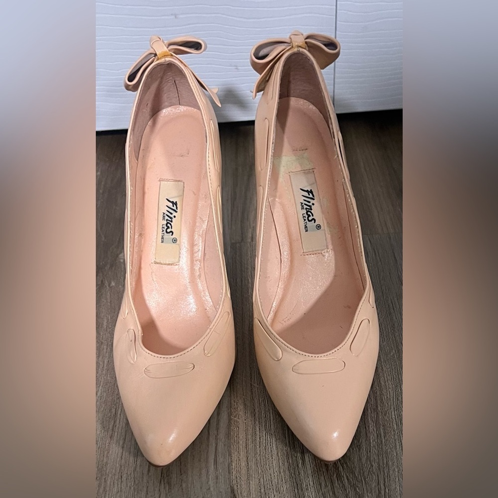 Women's Flings Vintage Pink Leather Bow Heels
